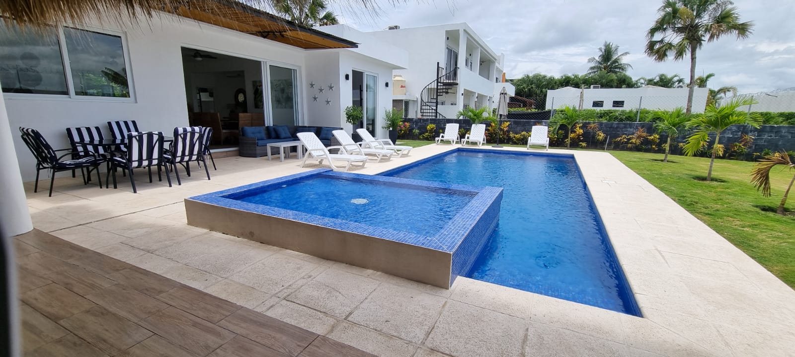 HACIENDA DEL MAR SEASIDE