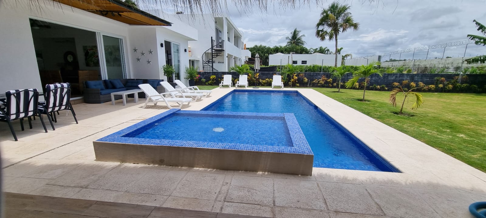 HACIENDA DEL MAR SEASIDE