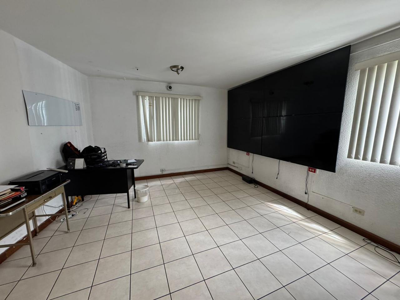 CASA PARA OFICINAS/BODEGA, ZONA 13.